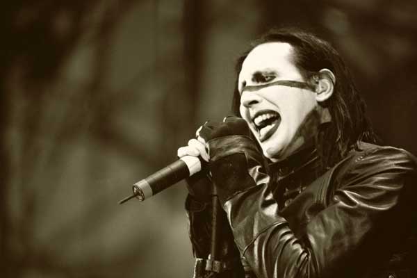 marilyn-manson_70681837-2