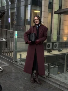 Які рукавички носять модниці зимою