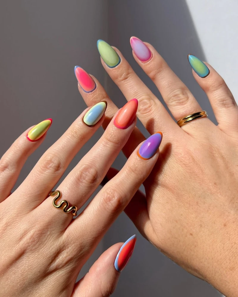 Aura nails