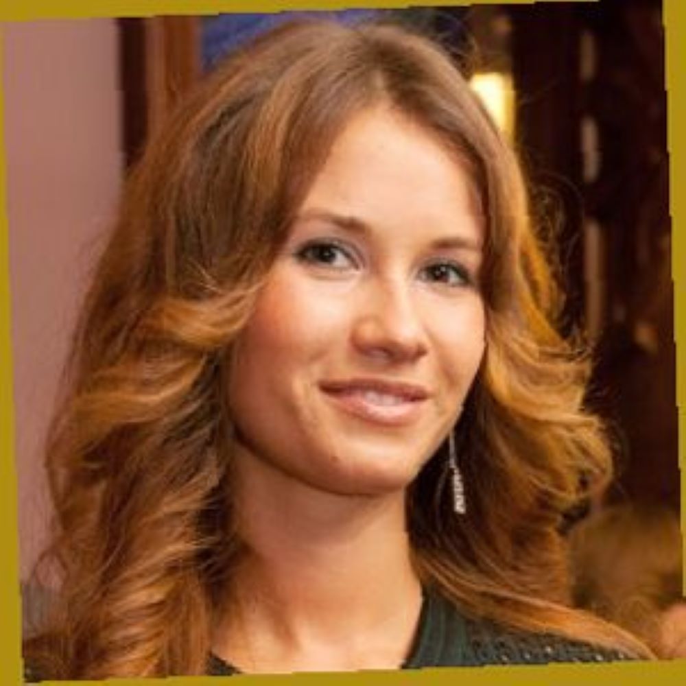 Дочь Лаврова — биография, личная жизнь и карьерный путь