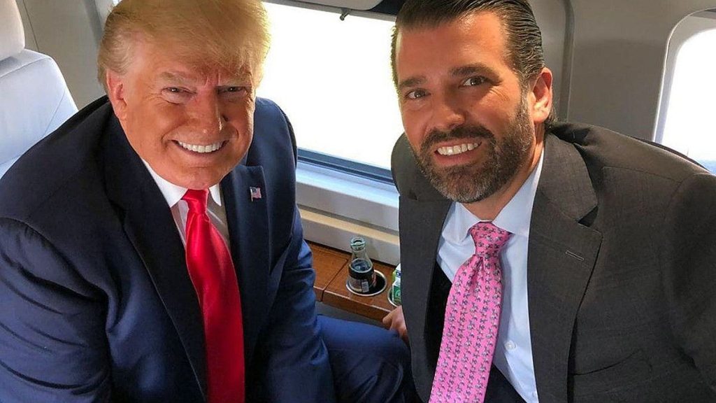 Сын Дональда Трампа: Биография, личная жизнь и карьера Дональда Трамп-младшего