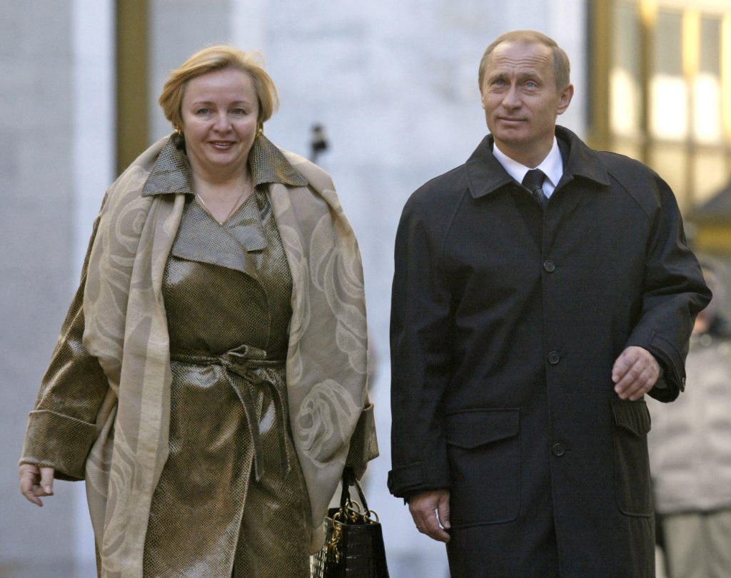 Жена Путина - Людмила Путина: биография, личная жизнь и карьера