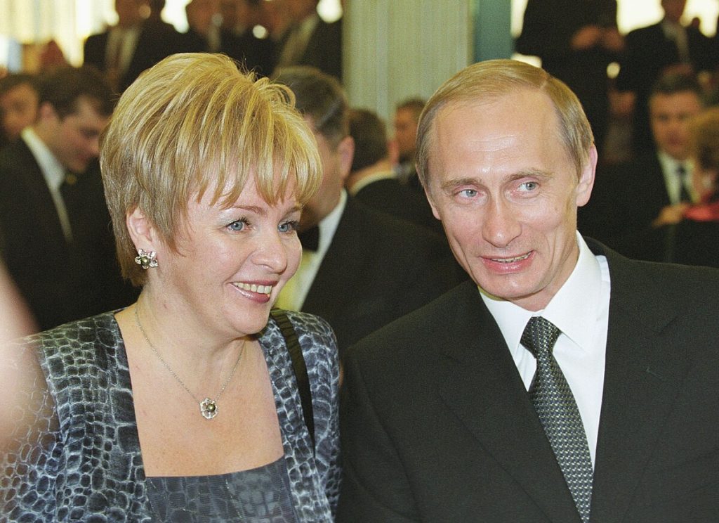 Жена Путина - Людмила Путина: биография, личная жизнь и карьера