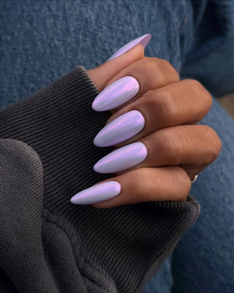 Лавандовий манікюр