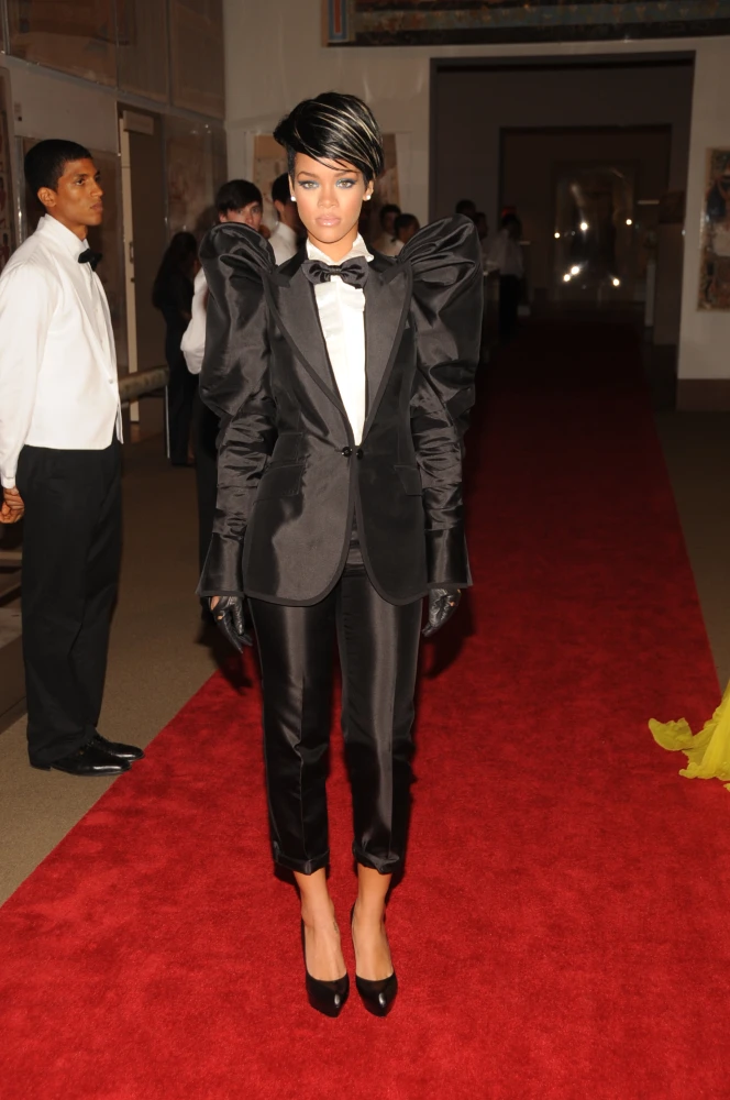 Ріанна у Dolce & Gabbana на Met Gala 2009 року