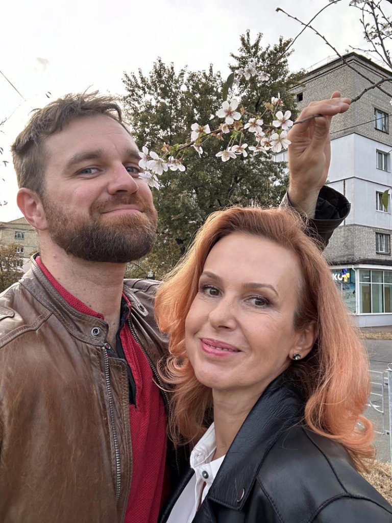 Артемий Егоров Жена: подробности личной жизни и карьеры