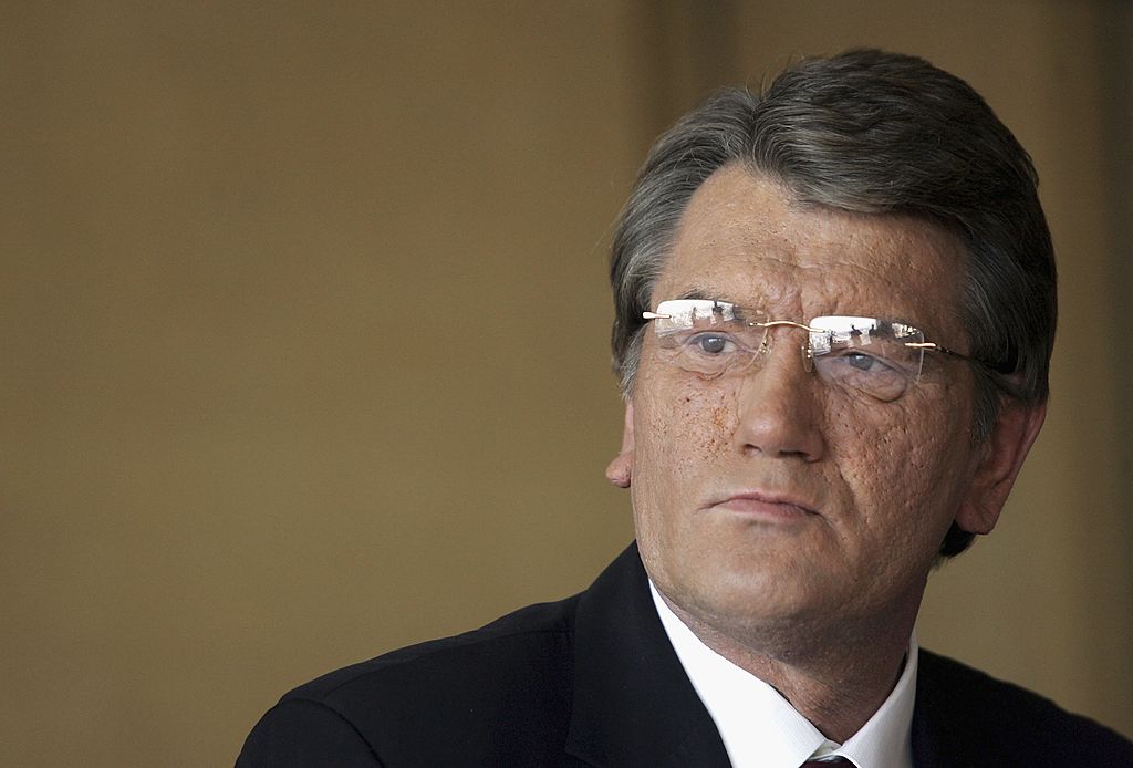 Ющенко в молодости: путь к вершинам и первые испытания