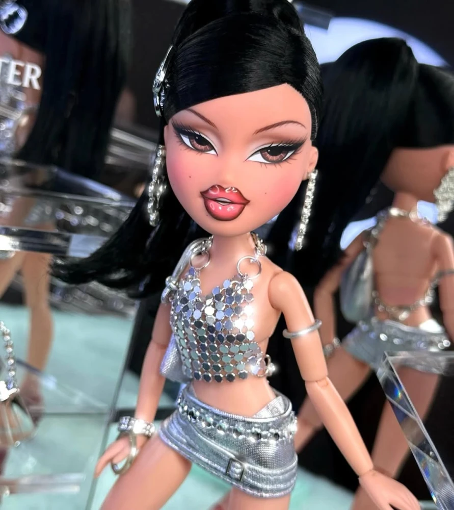 Bratz makeup
