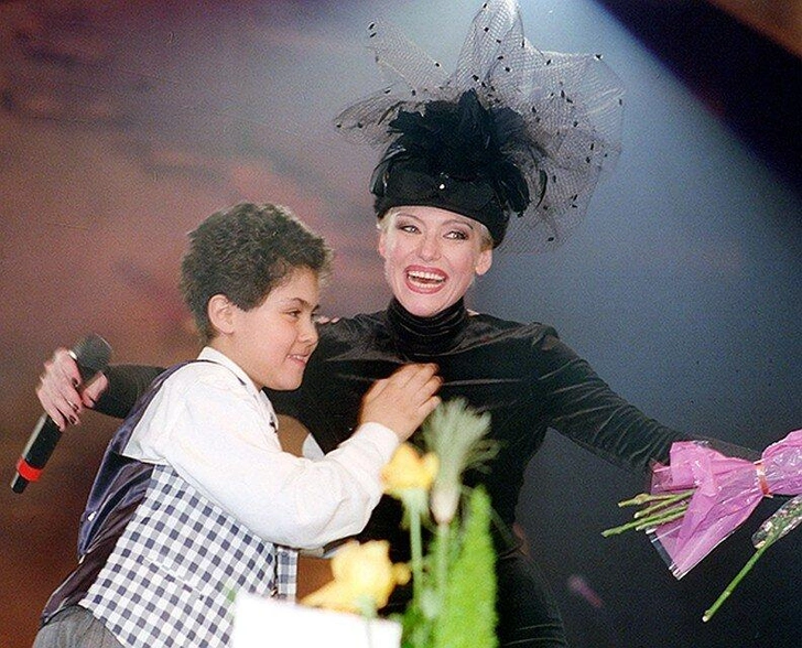 Сын Ирины Понаровской — подробности биографии, карьеры и личной жизни