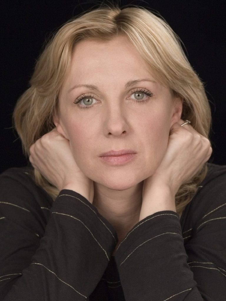Елена Яковлева Сын: биография, карьера и личная жизнь