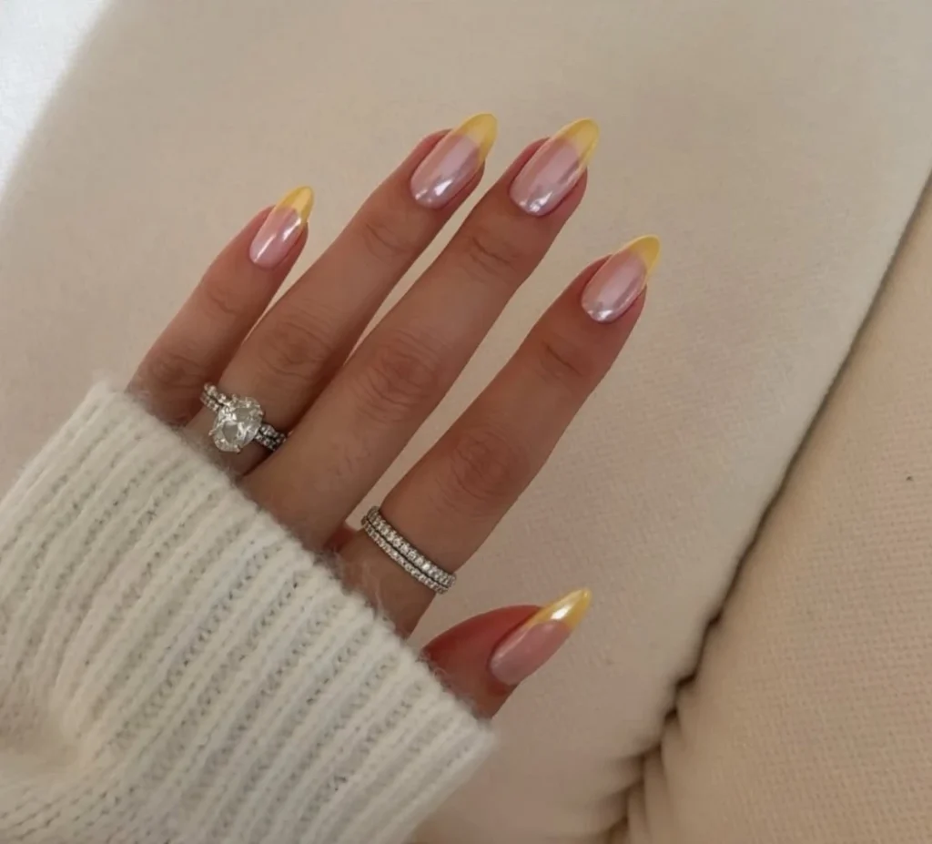banana latte nails