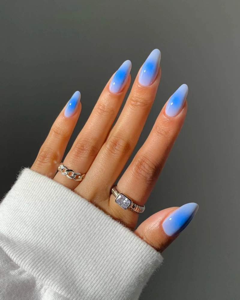 aura nails